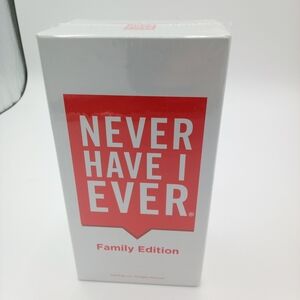 Never Have I Ever Family Edition Card Game NIP